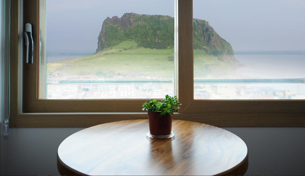 Seongsanpo love Pension Seogwipo Exterior foto