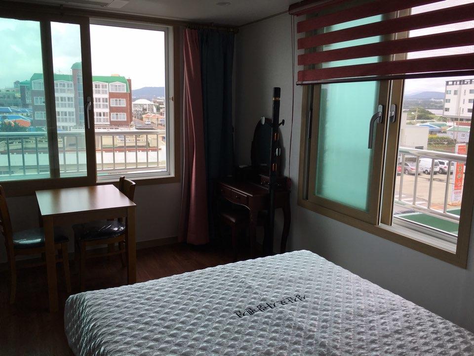Seongsanpo love Pension Seogwipo Exterior foto